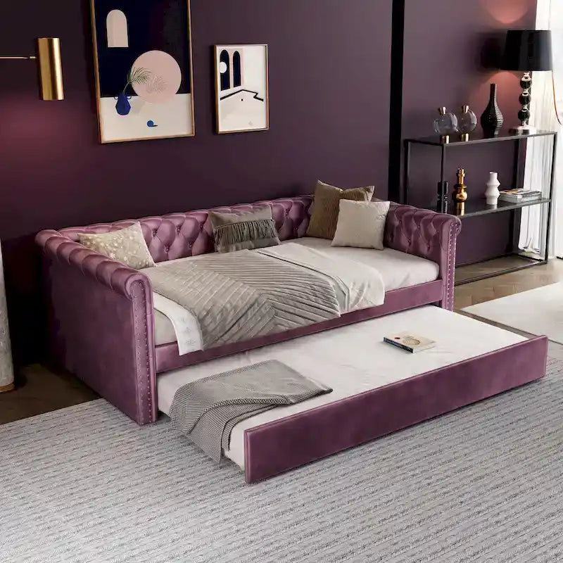Tufted Velvet Daybed with Pull-Out Trundle and Curved Arms