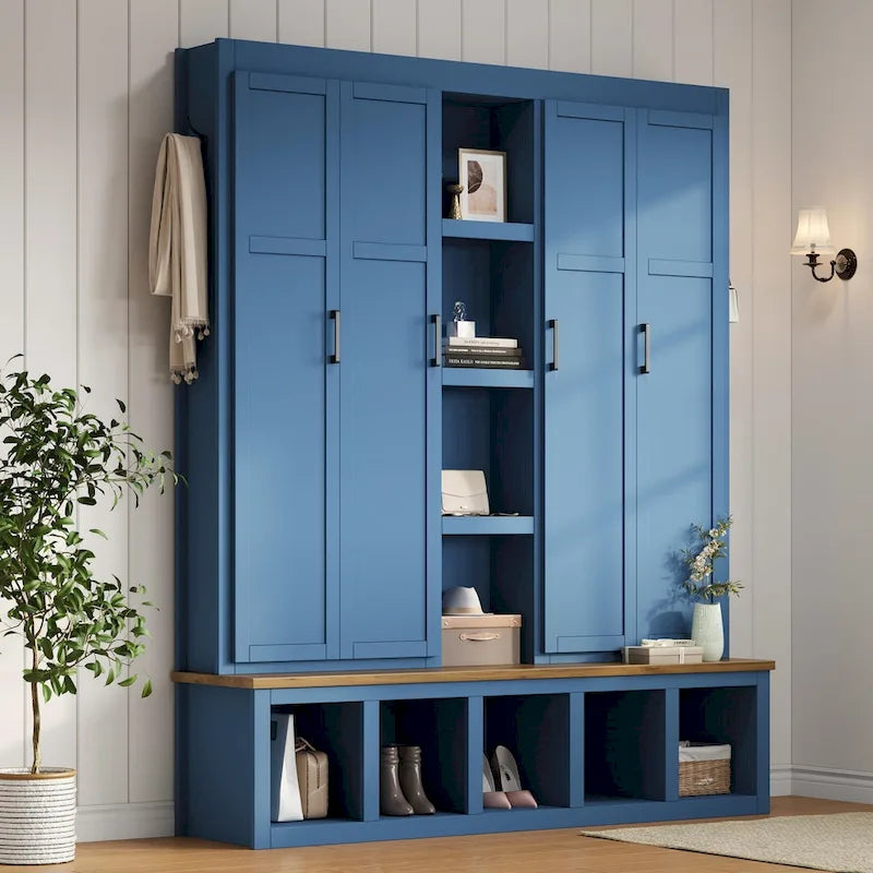 Garderobe im Landhausstil mit Sitzbank, Stauraum, 4 Schränken und 6 Haken