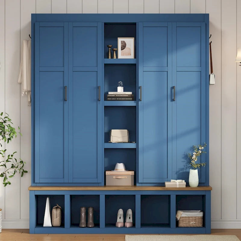 Garderobe im Landhausstil mit Sitzbank, Stauraum, 4 Schränken und 6 Haken