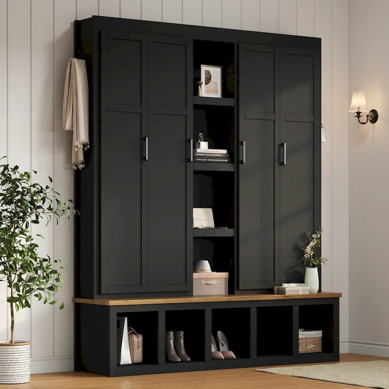Garderobe im Landhausstil mit Sitzbank, Stauraum, 4 Schränken und 6 Haken