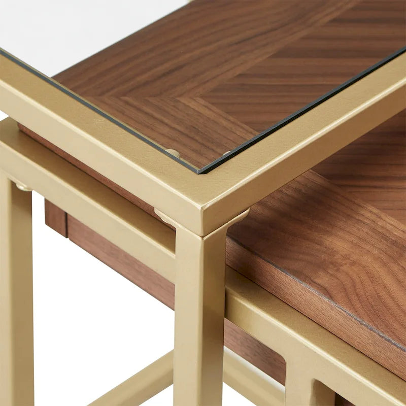 Beistelltisch mit Walnussfurnier und goldfarbenem Metallgestell