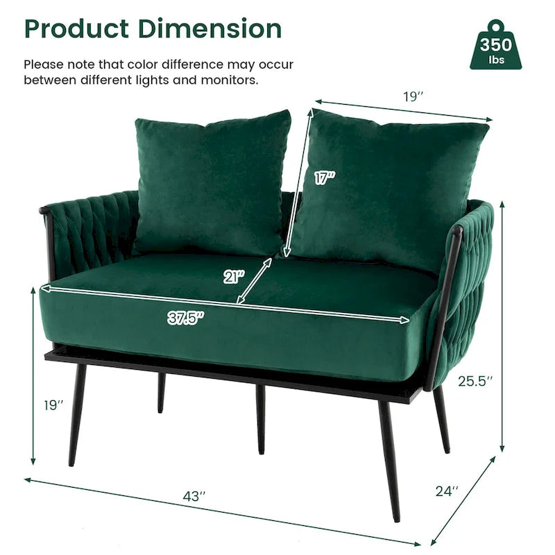 Samt-Loveseat mit geflochtenen Armlehnen und zwei Kissen